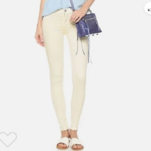 Hudson Jeans Denim - Like New! Hudson Jeans Nico Mid Rise Super Skinny Mellow Yellow Jeans in Size 30